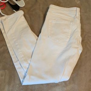 Gap white Capri jeans size 27 R